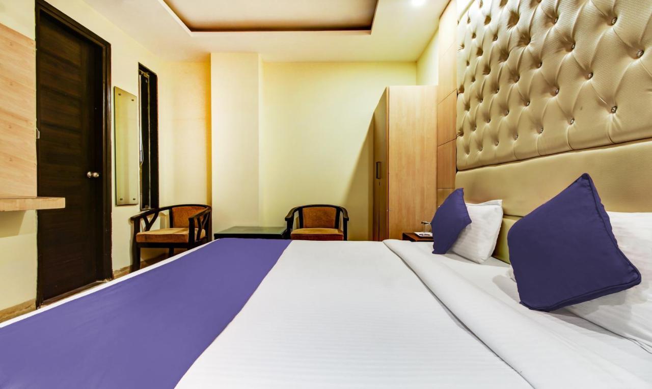 Diamond Hotel & Spa Zirakpur Exterior photo