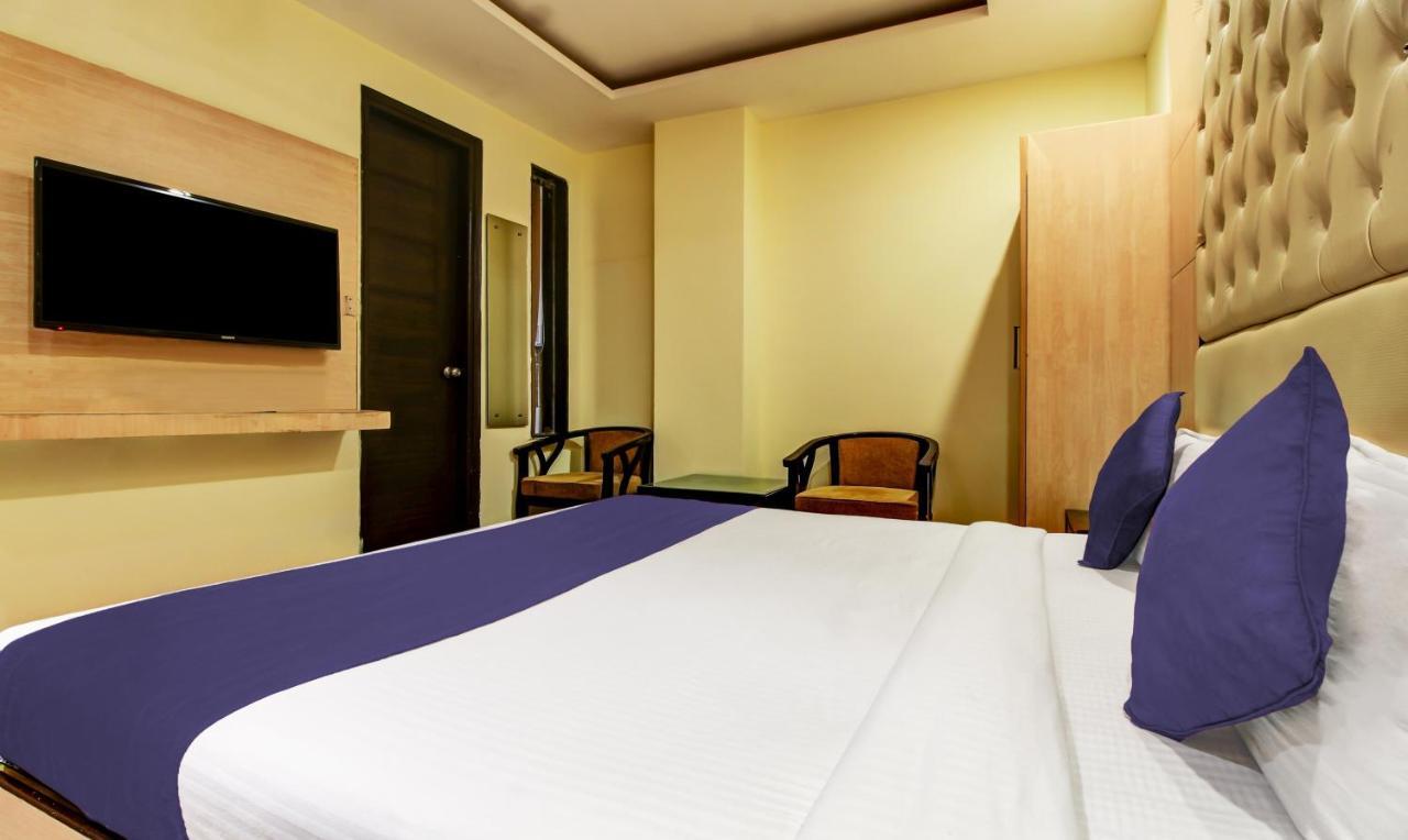 Diamond Hotel & Spa Zirakpur Exterior photo